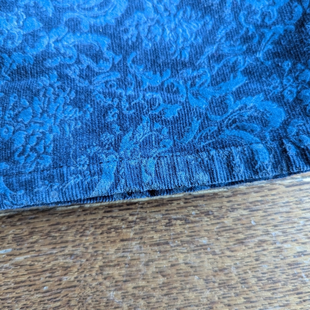 Talbots Petite Heritage Blue Velvet Burnout Corduroy Pants Womens Sz 12P Floral - Picture 11 of 12